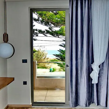 Goldenroyalsuites